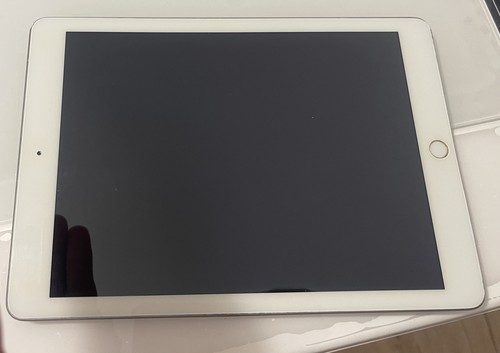 Ipad apple generazione gb - ipad, 6